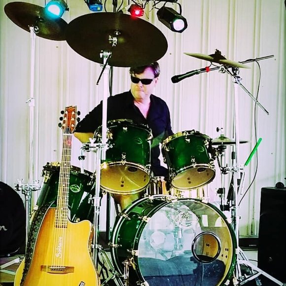 Meet your Posher, Tom - Picture 4 of 7